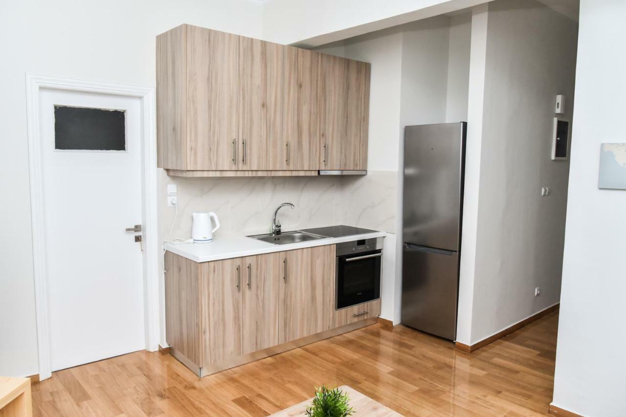 Warm Apartment At Exarchia 1 Bed 2 Pers Athen Exterior foto